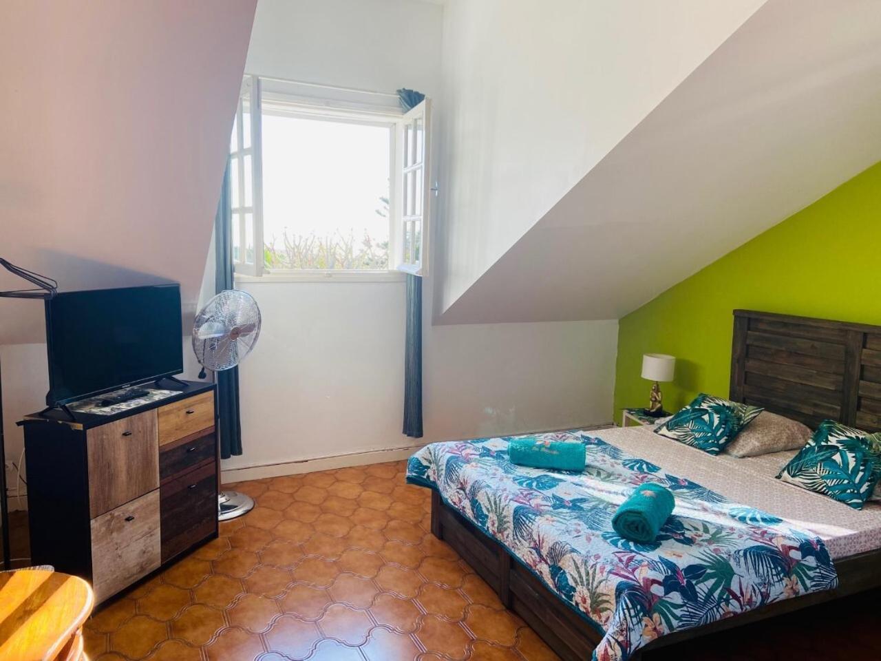 Le Caillou Blanc Bed & Breakfast Saint-Paul Rom bilde
