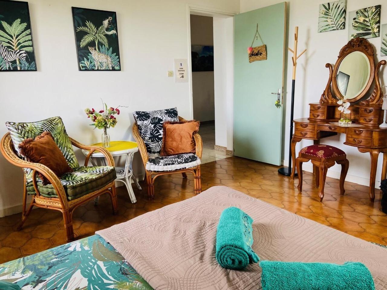 Le Caillou Blanc Bed & Breakfast Saint-Paul Rom bilde